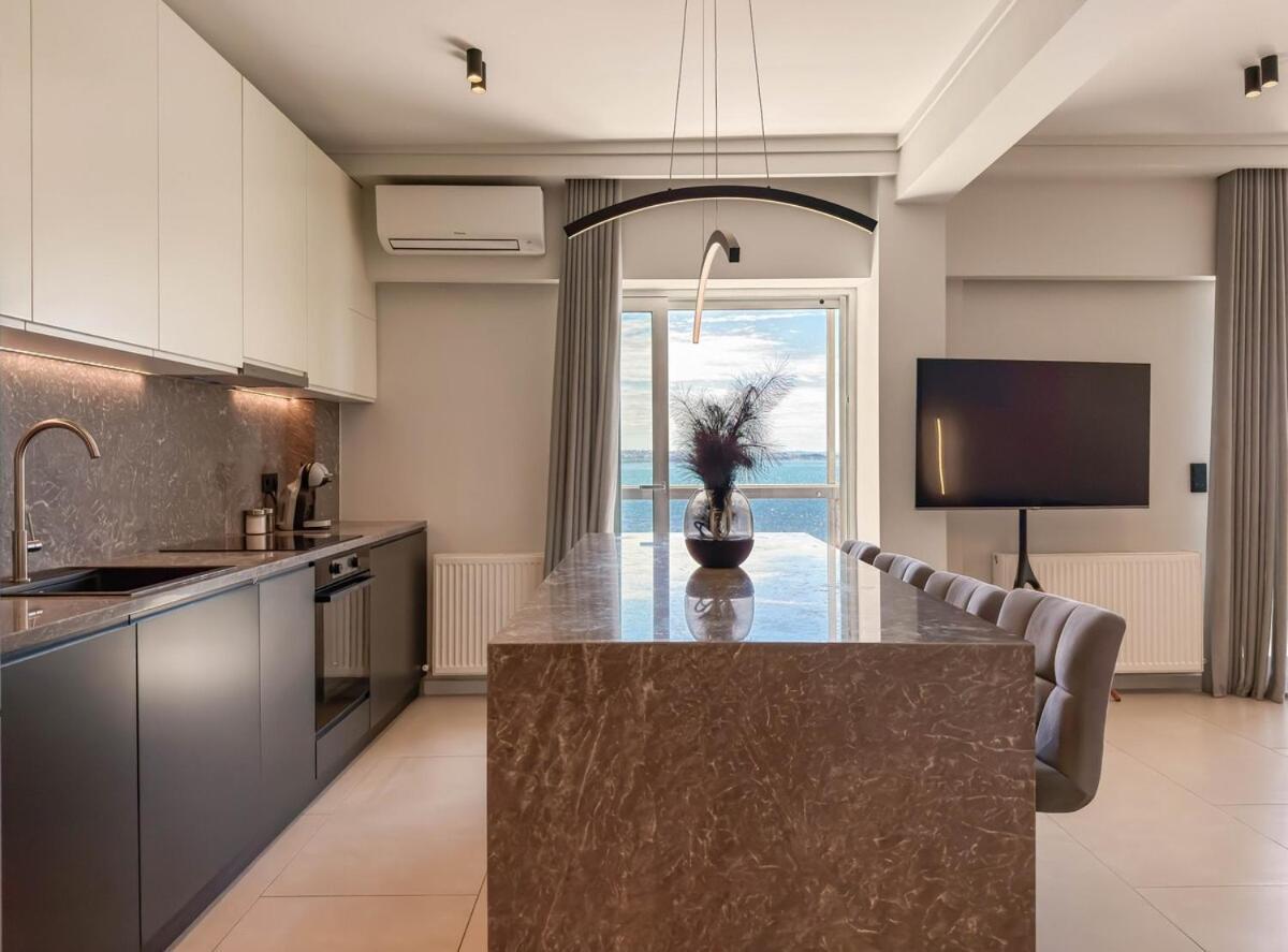 Luxury Sea View Retreat Apartment Thessaloníki Luaran gambar